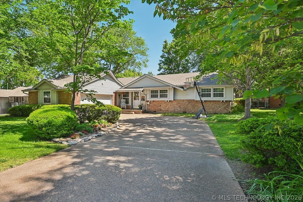 4417 E 58th Place Tulsa OK 74135