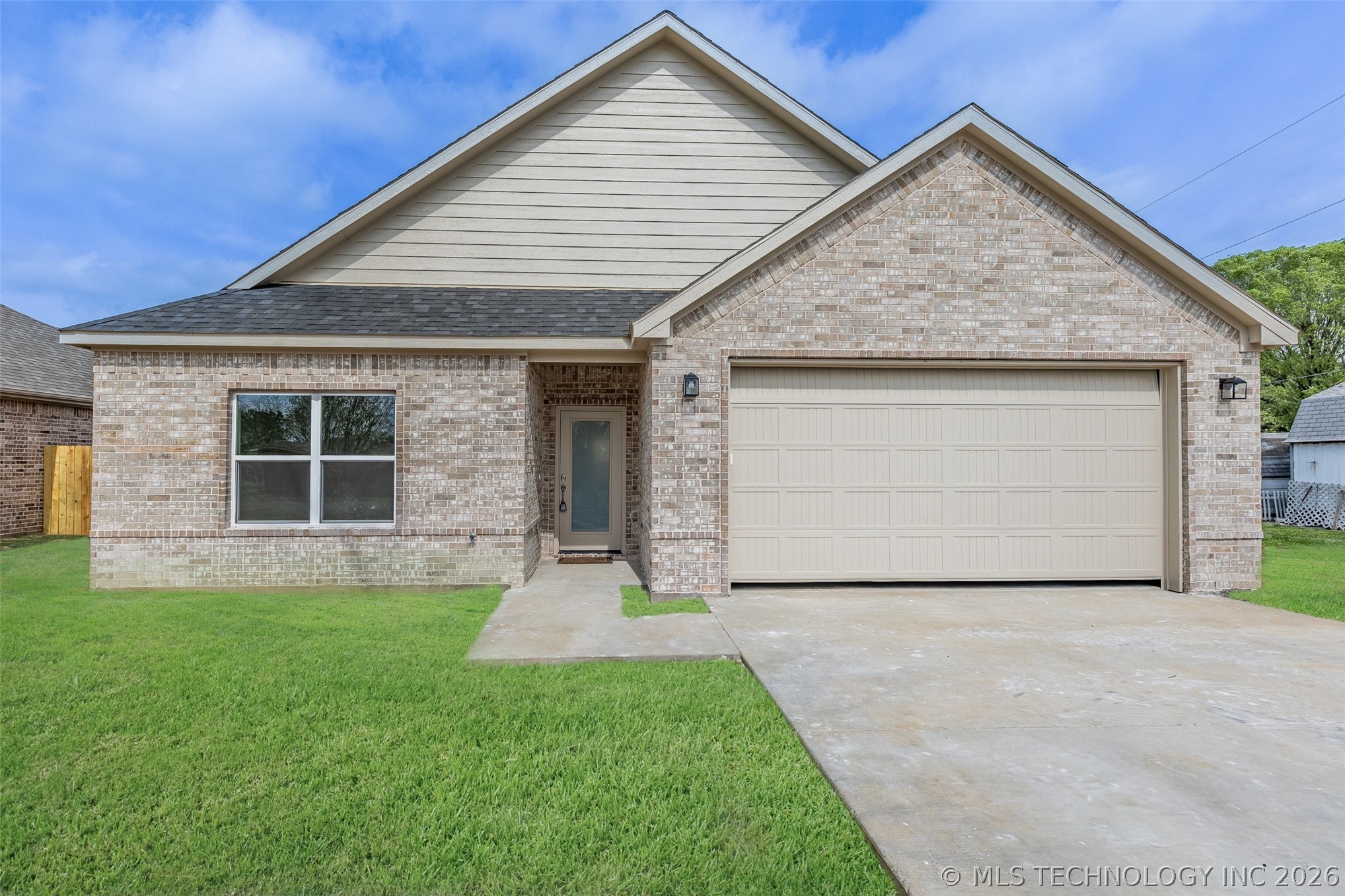 112 S B Street Calera OK 74730