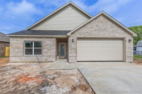 112 S B Street Calera OK 74730