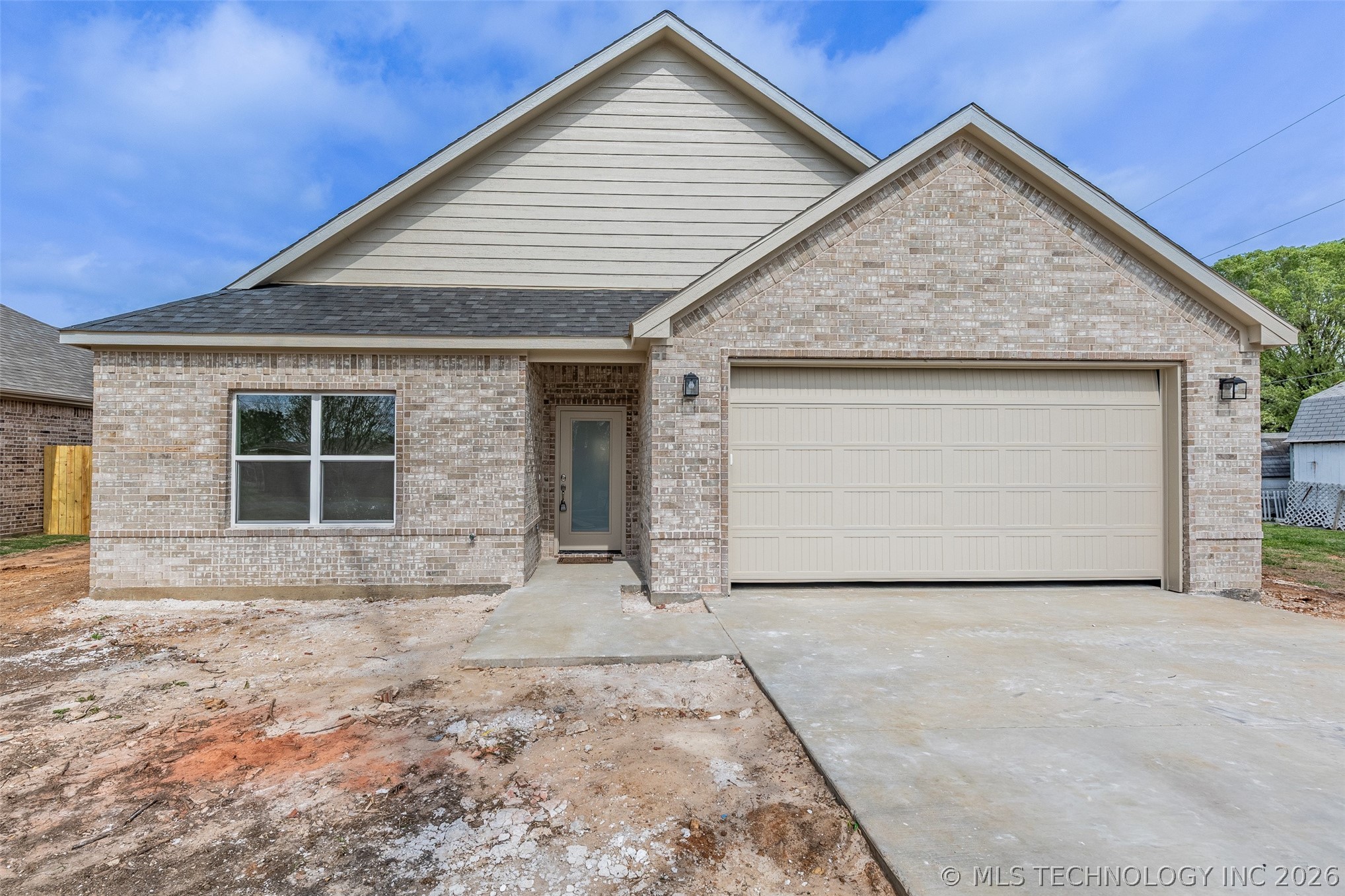 112 S B Street Calera OK 74730