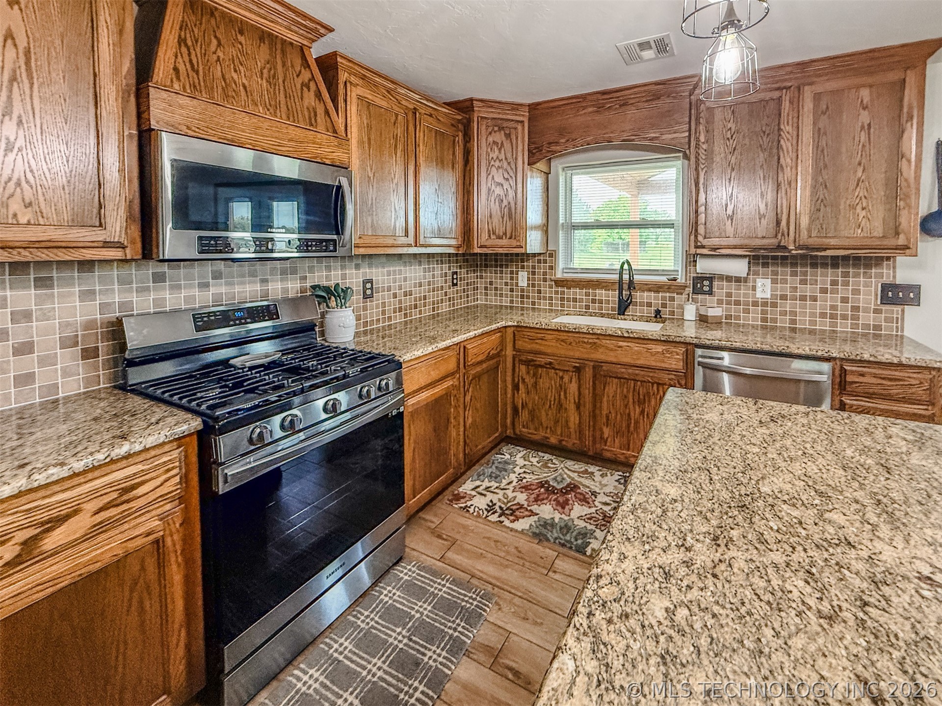 25101 Highway 82 Park Hill OK 74451