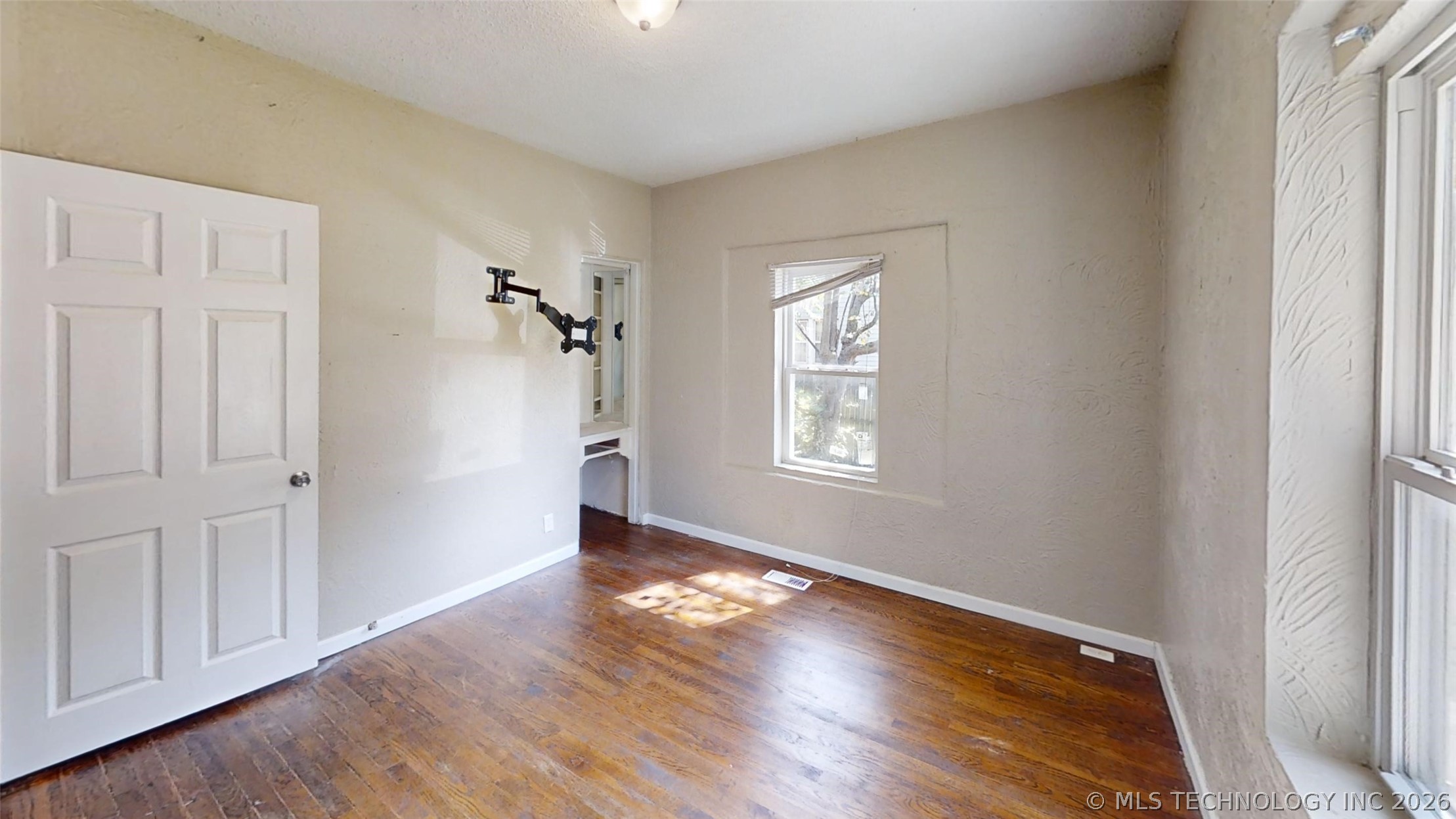 855 N Delaware Place Tulsa OK 74110
