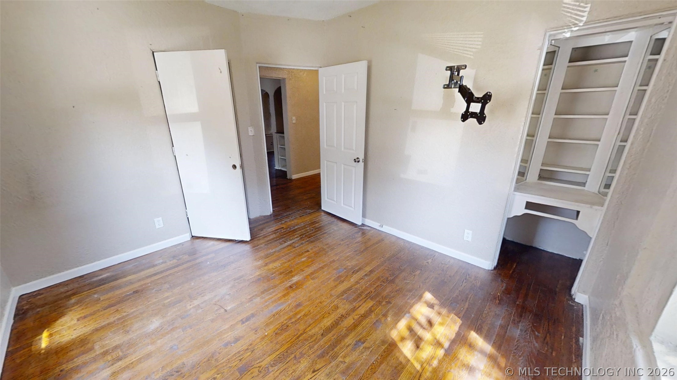 855 N Delaware Place Tulsa OK 74110