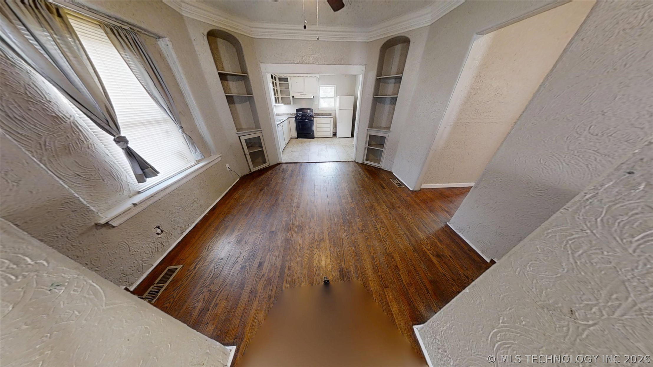 855 N Delaware Place Tulsa OK 74110
