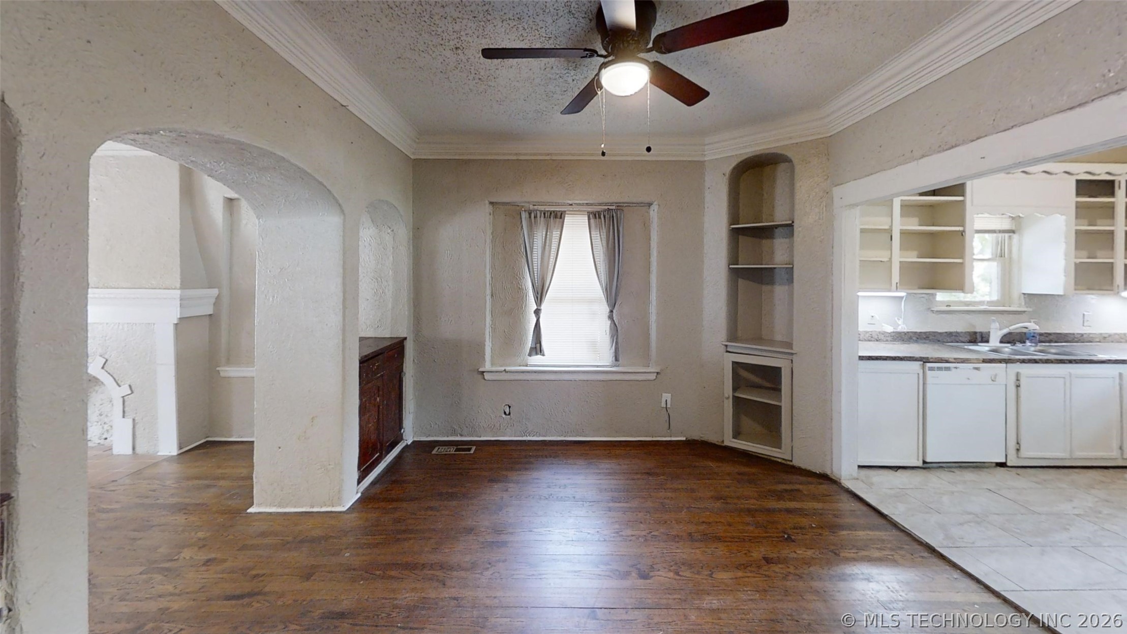 855 N Delaware Place Tulsa OK 74110