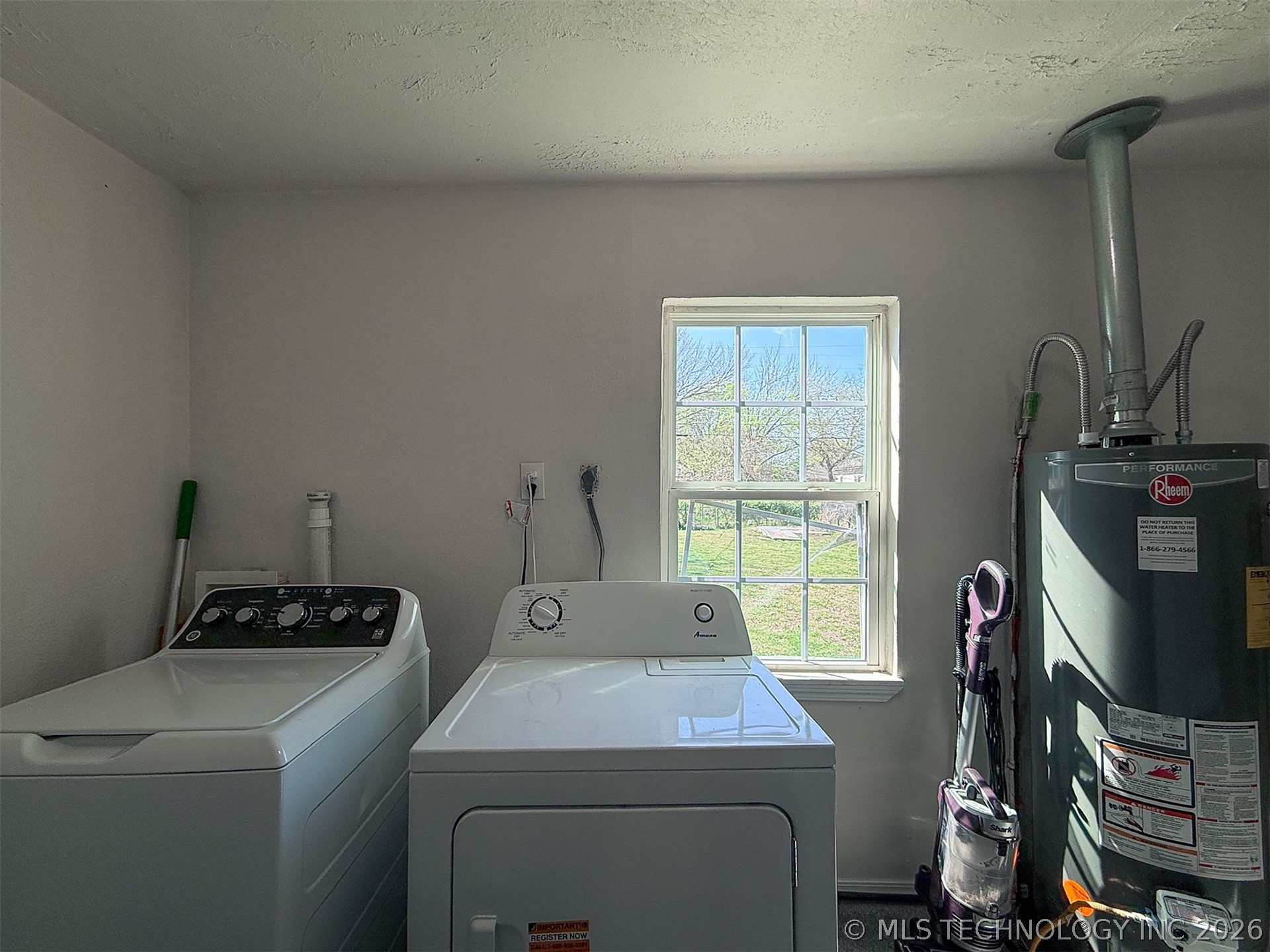 627 W 7th Street Ada OK 74820