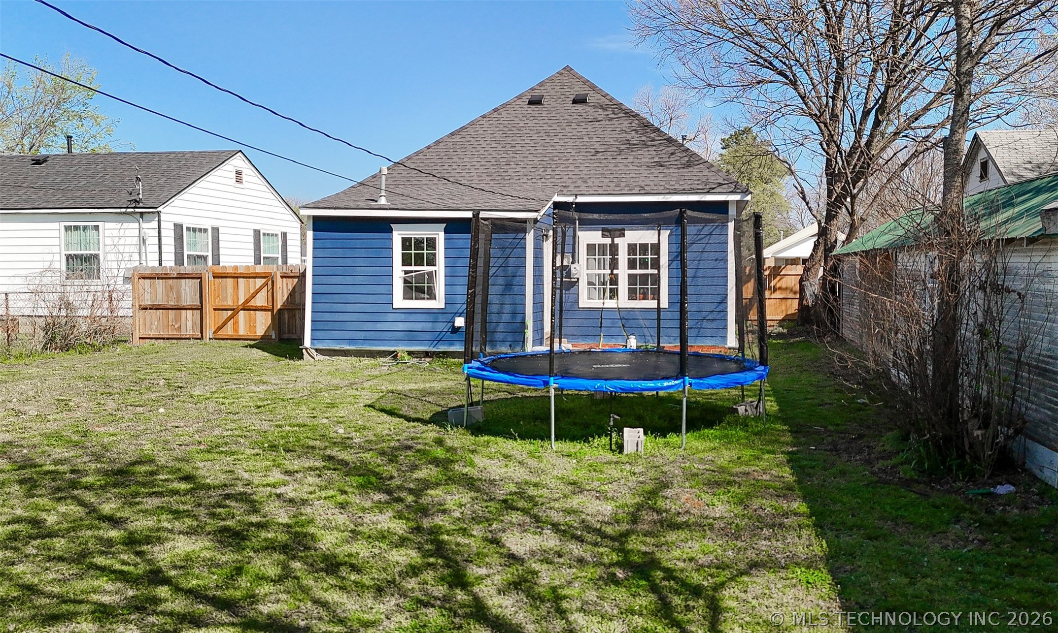 627 W 7th Street Ada OK 74820