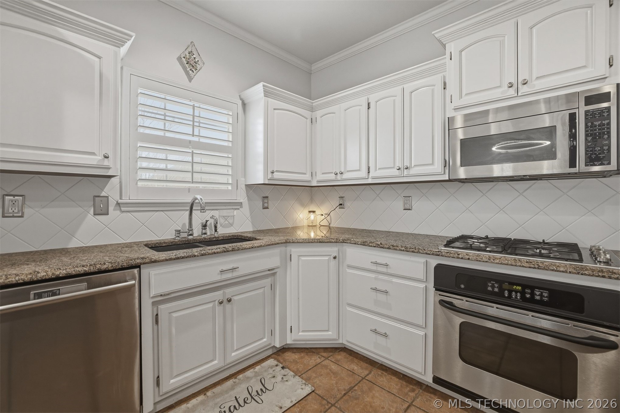 3810 S Palm Avenue Broken Arrow OK 74011