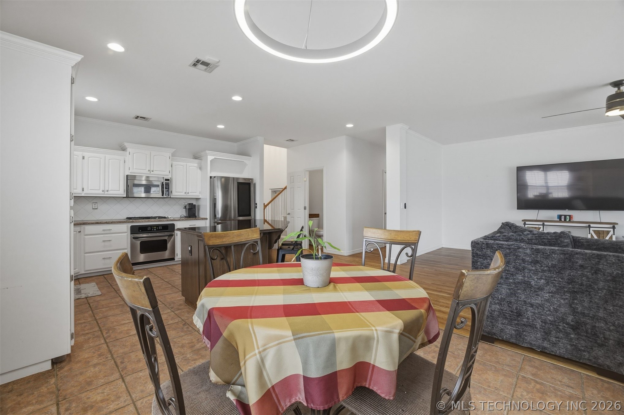 3810 S Palm Avenue Broken Arrow OK 74011