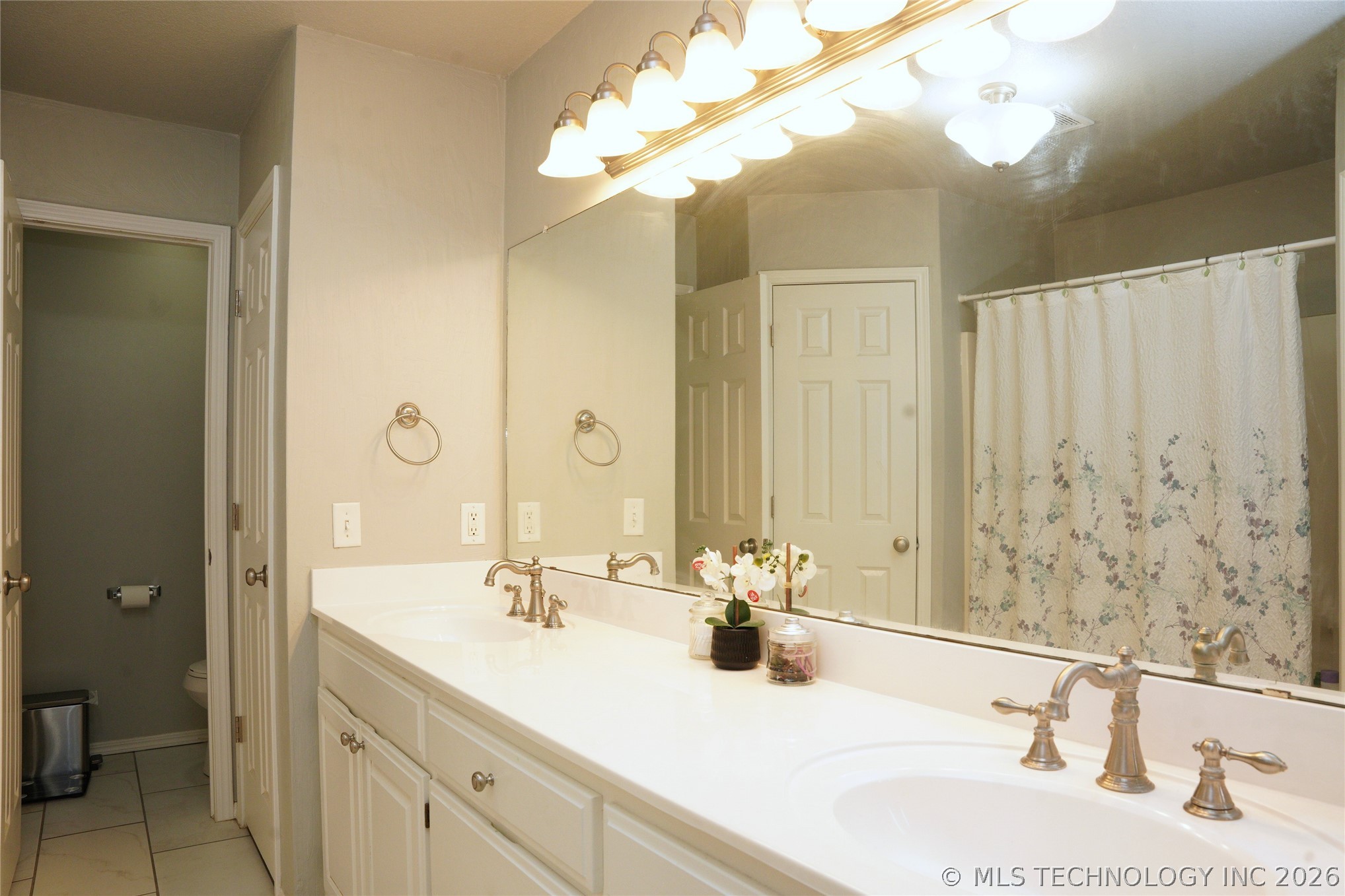 1208 W 117th Court S Jenks OK 74037