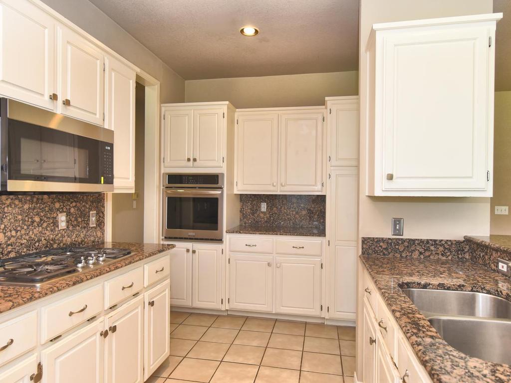5117 E 77th Street Tulsa OK 74136