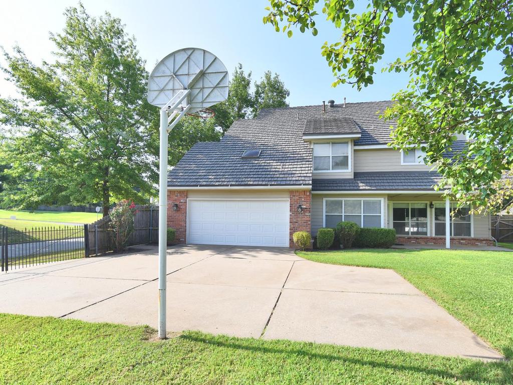 5117 E 77th Street Tulsa OK 74136