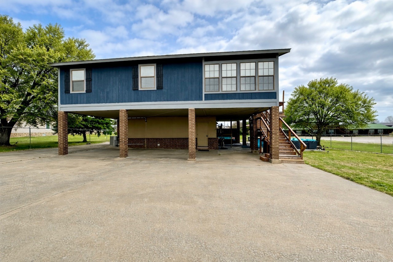 8128 Hwy 70b Kingston OK 73439