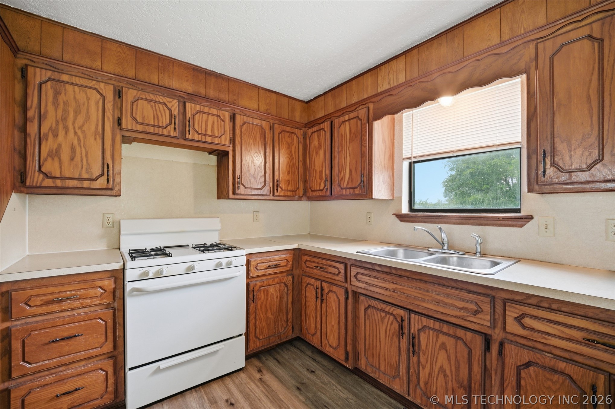 5050 Triple L Road Sulphur OK 73030