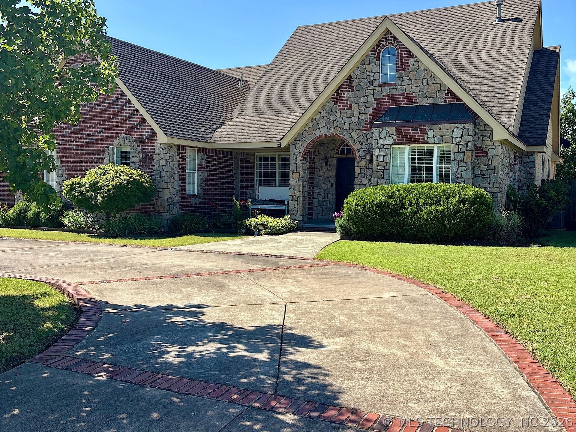 1025 E 13th Street Cushing OK 74023