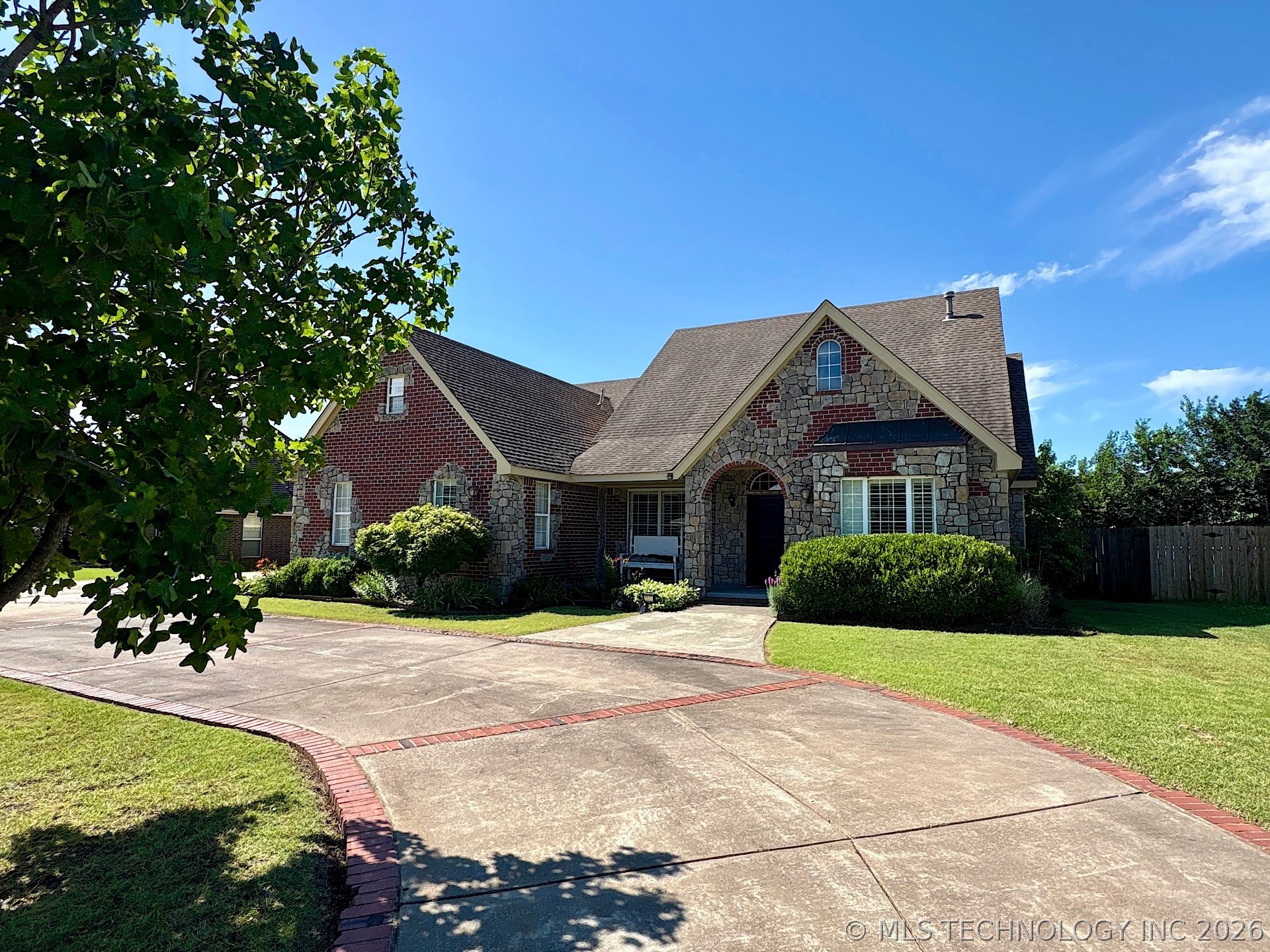 1025 E 13th Street Cushing OK 74023