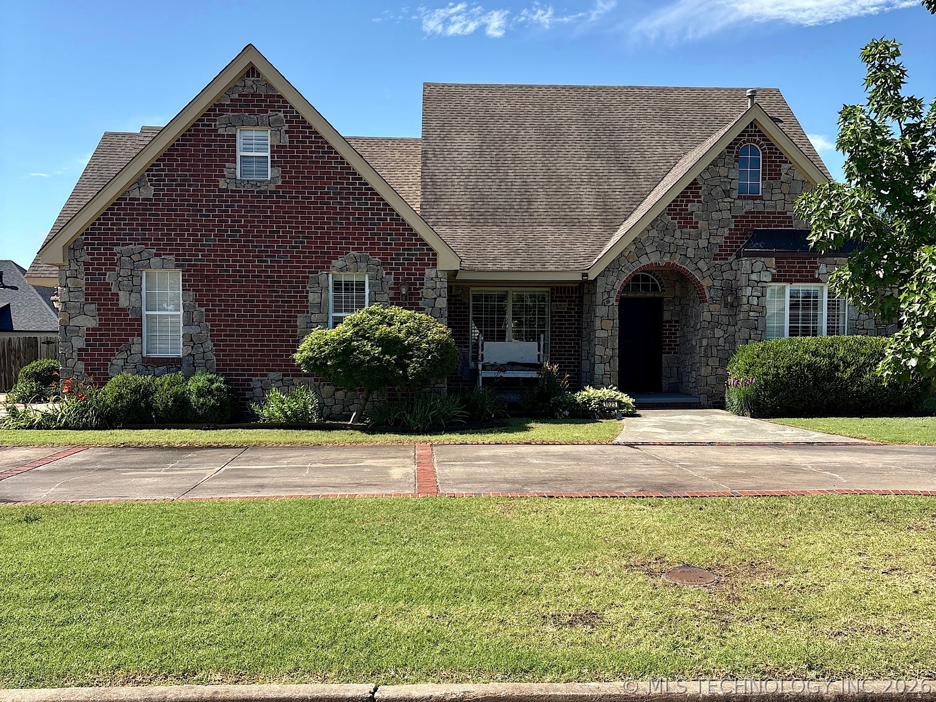 1025 E 13th Street Cushing OK 74023