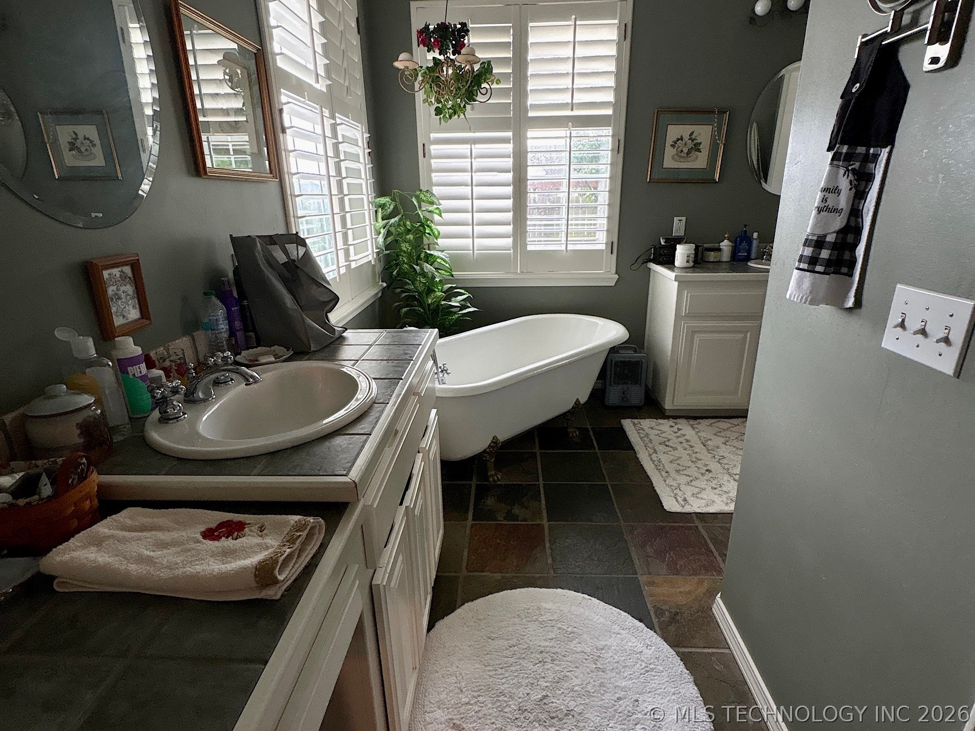 1025 E 13th Street Cushing OK 74023