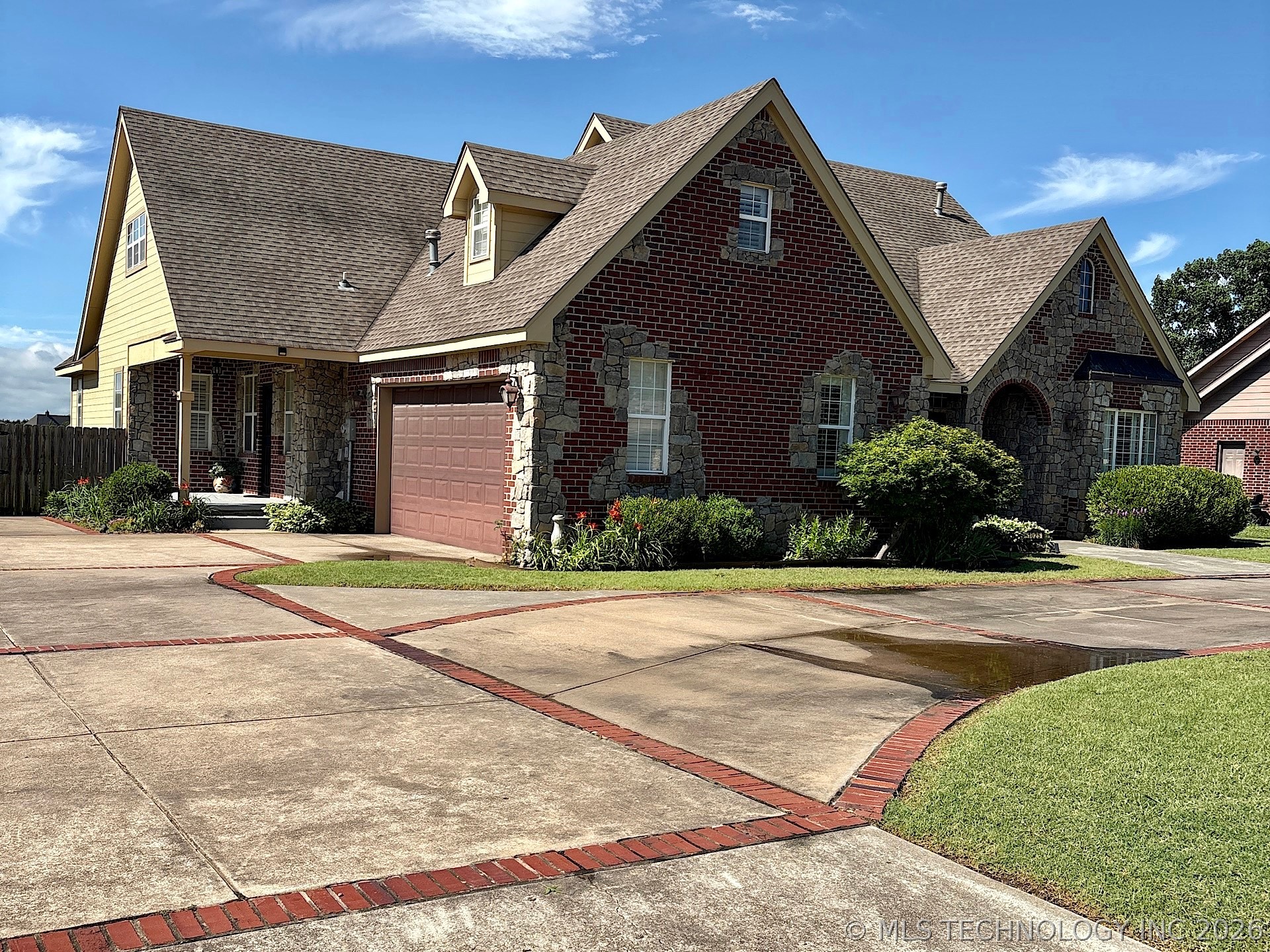 1025 E 13th Street Cushing OK 74023