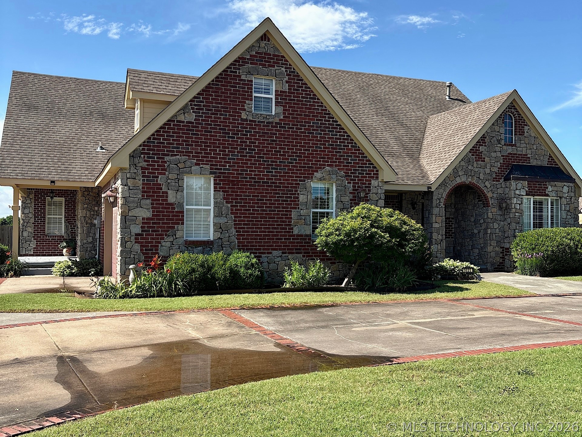 1025 E 13th Street Cushing OK 74023