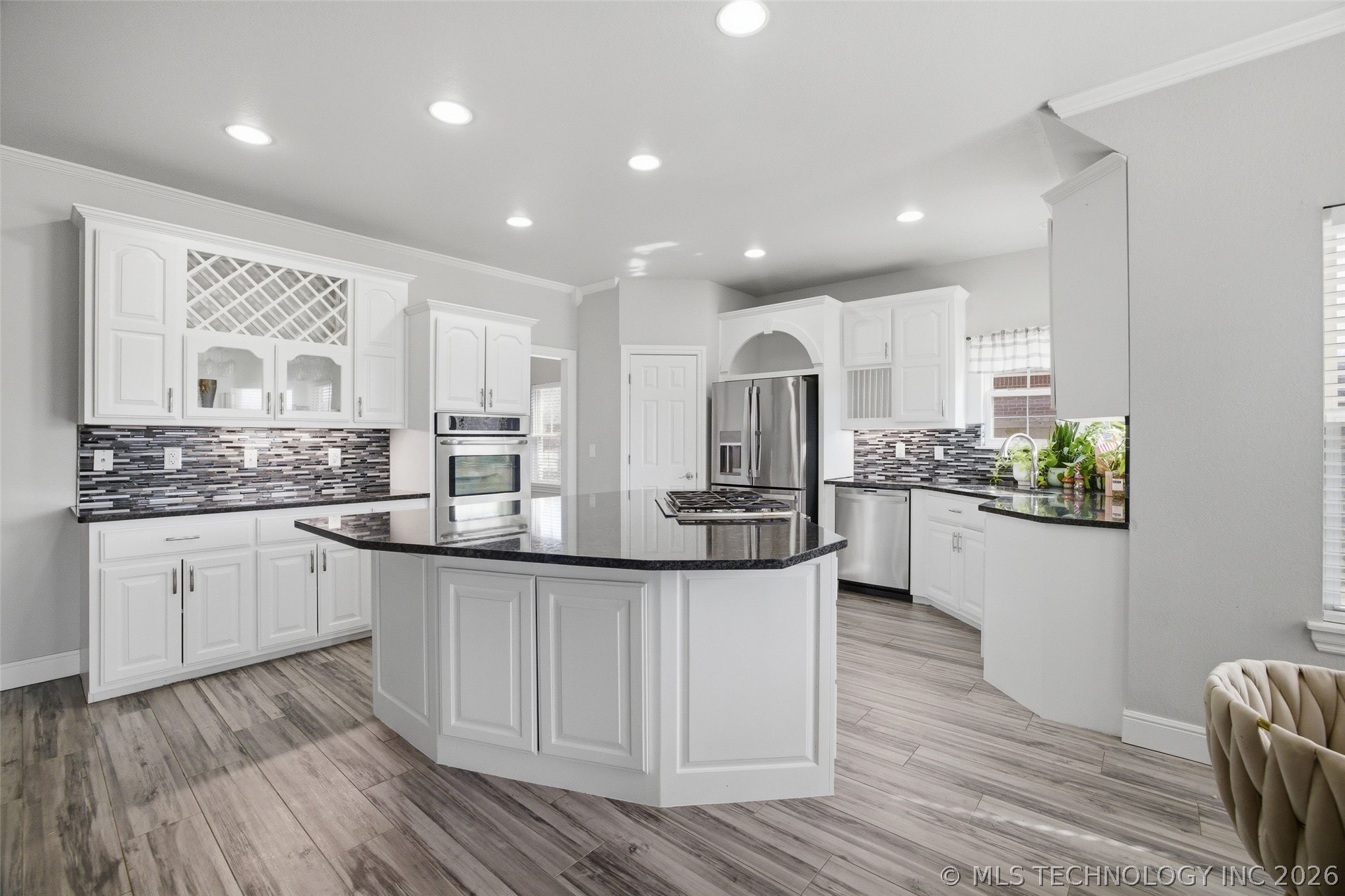 6909 E Galveston Street Broken Arrow OK 74014