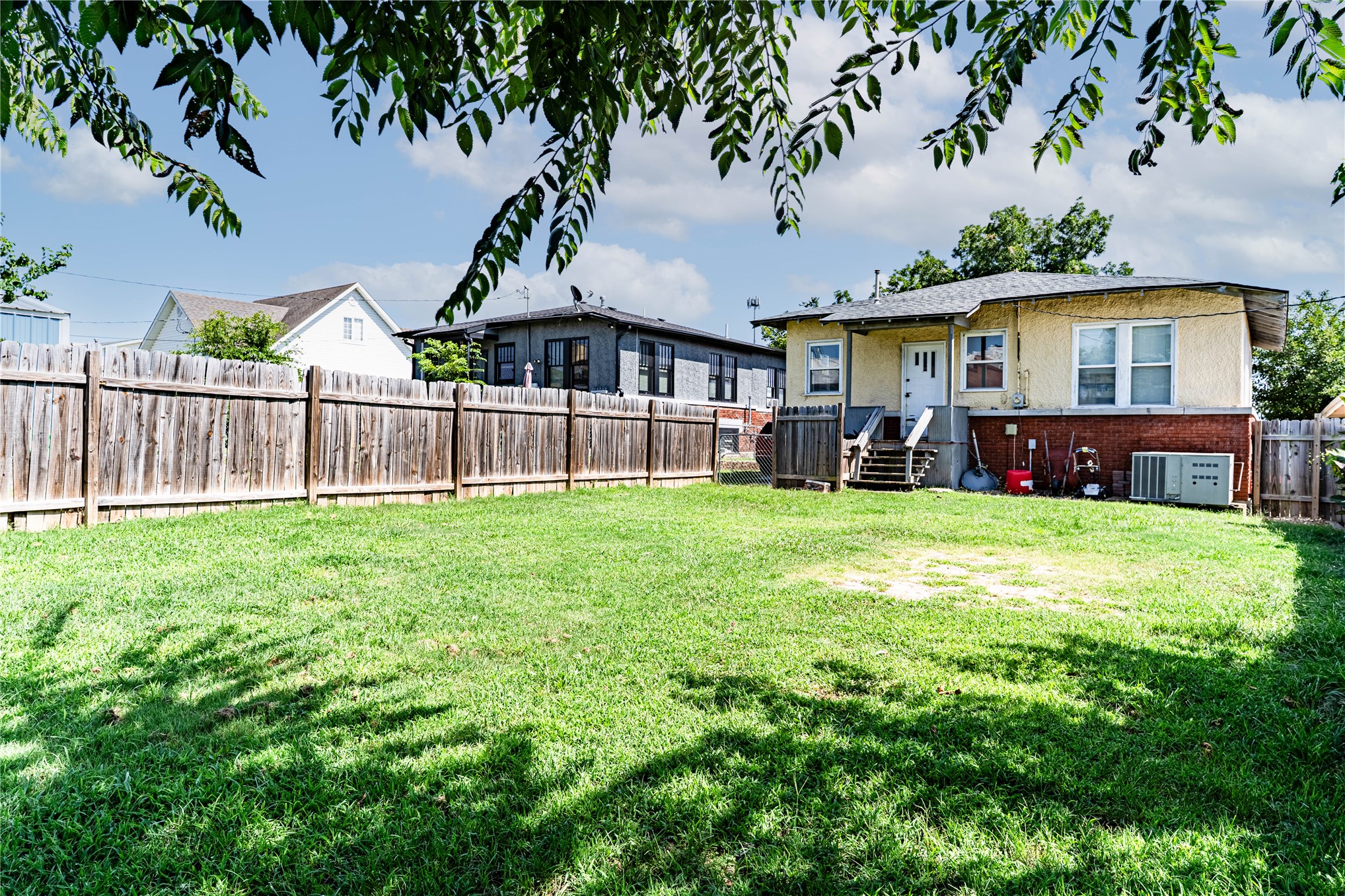 137 W 5th Avenue Bristow OK 74010