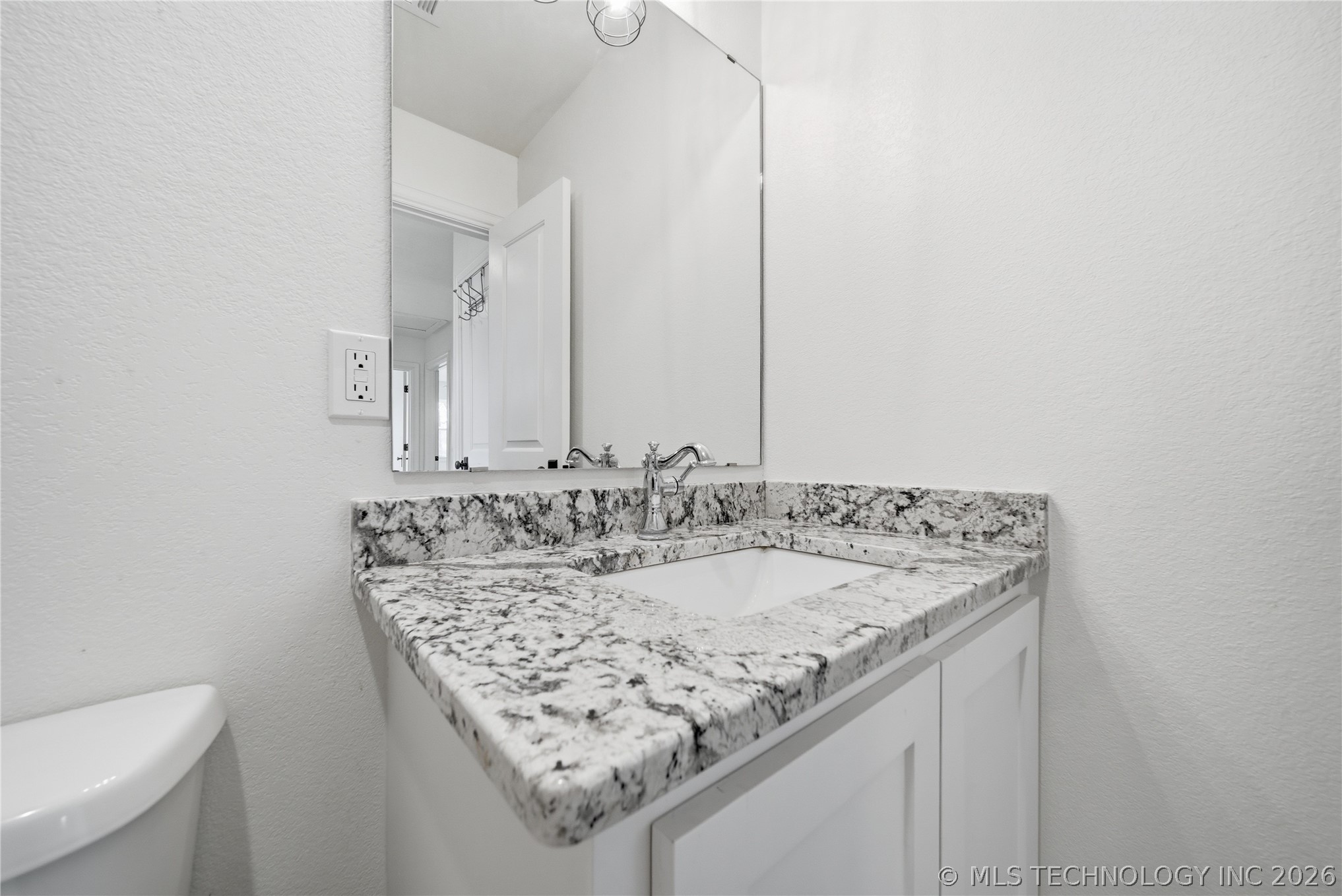 22000 E 660 Road Tahlequah OK 74464