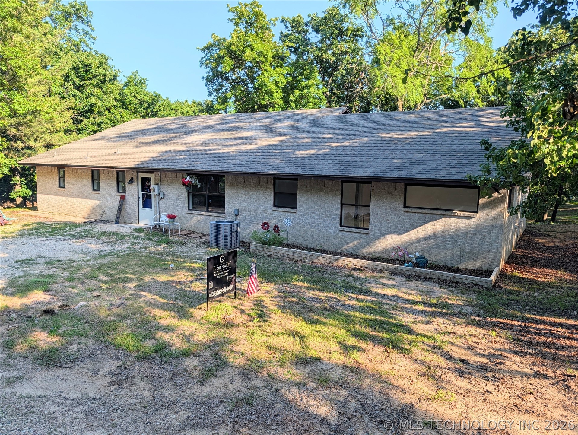 2702 Redbud Lane Kingston OK 73439
