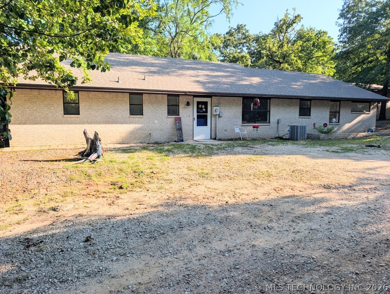 2702 Redbud Lane Kingston OK 73439