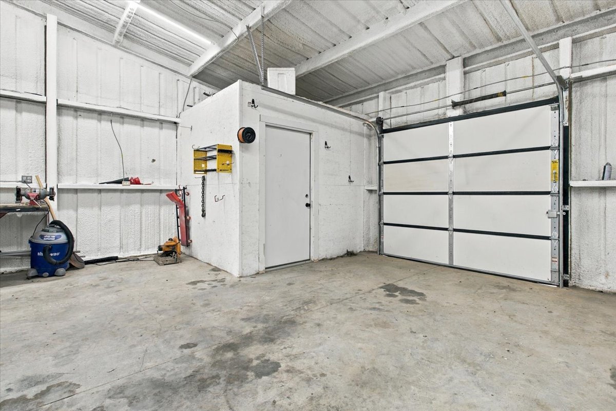 12 Hoot Loop Cartwright OK 74731