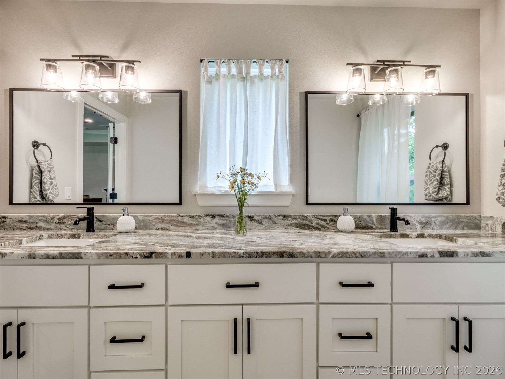 1482 Bayshore Drive Sand Springs OK 74063