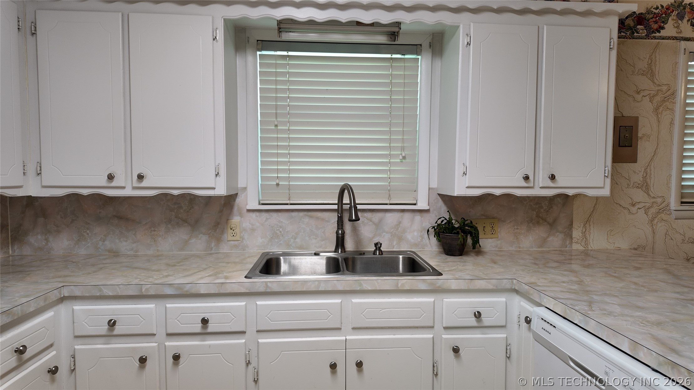 301 N County Line Allen OK 74825