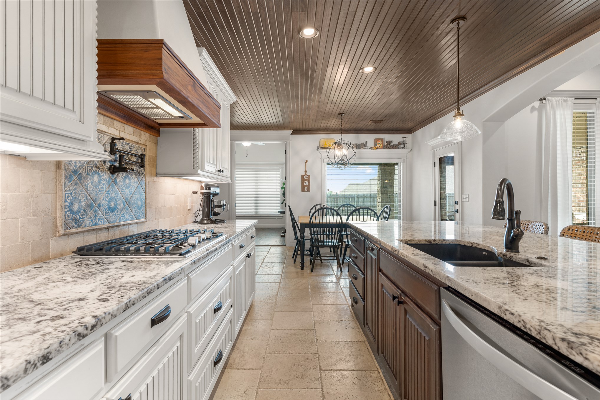 6614 S Willow Place Broken Arrow OK 74011