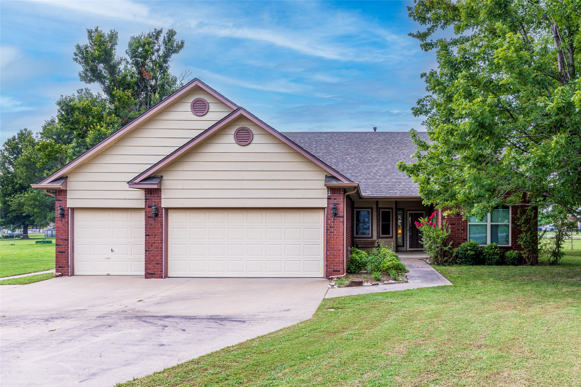 10589 E Canyon Oaks Way Claremore OK 74017