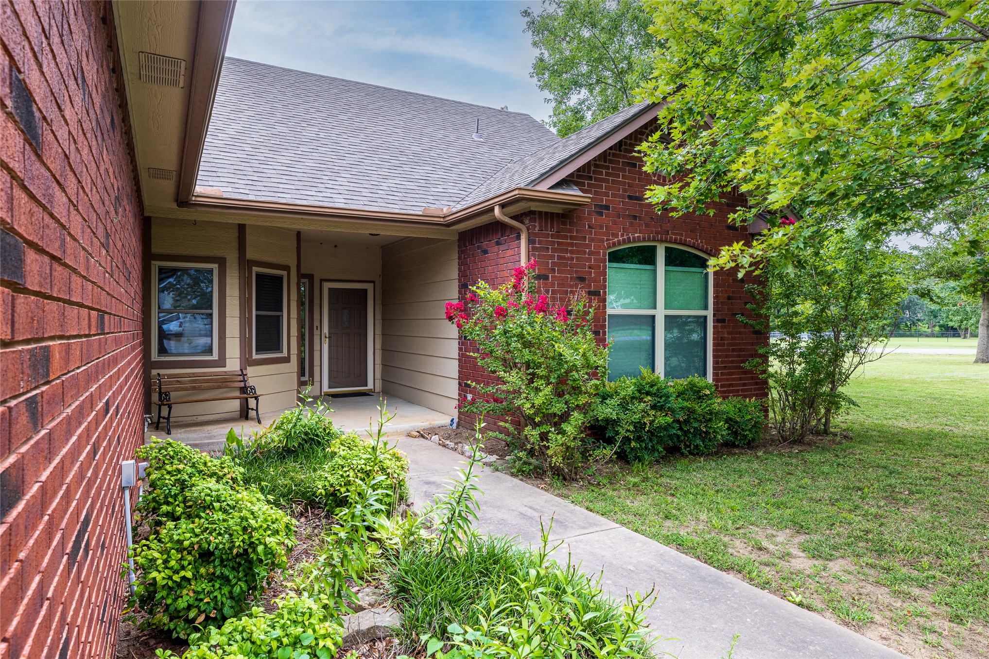 10589 E Canyon Oaks Way Claremore OK 74017