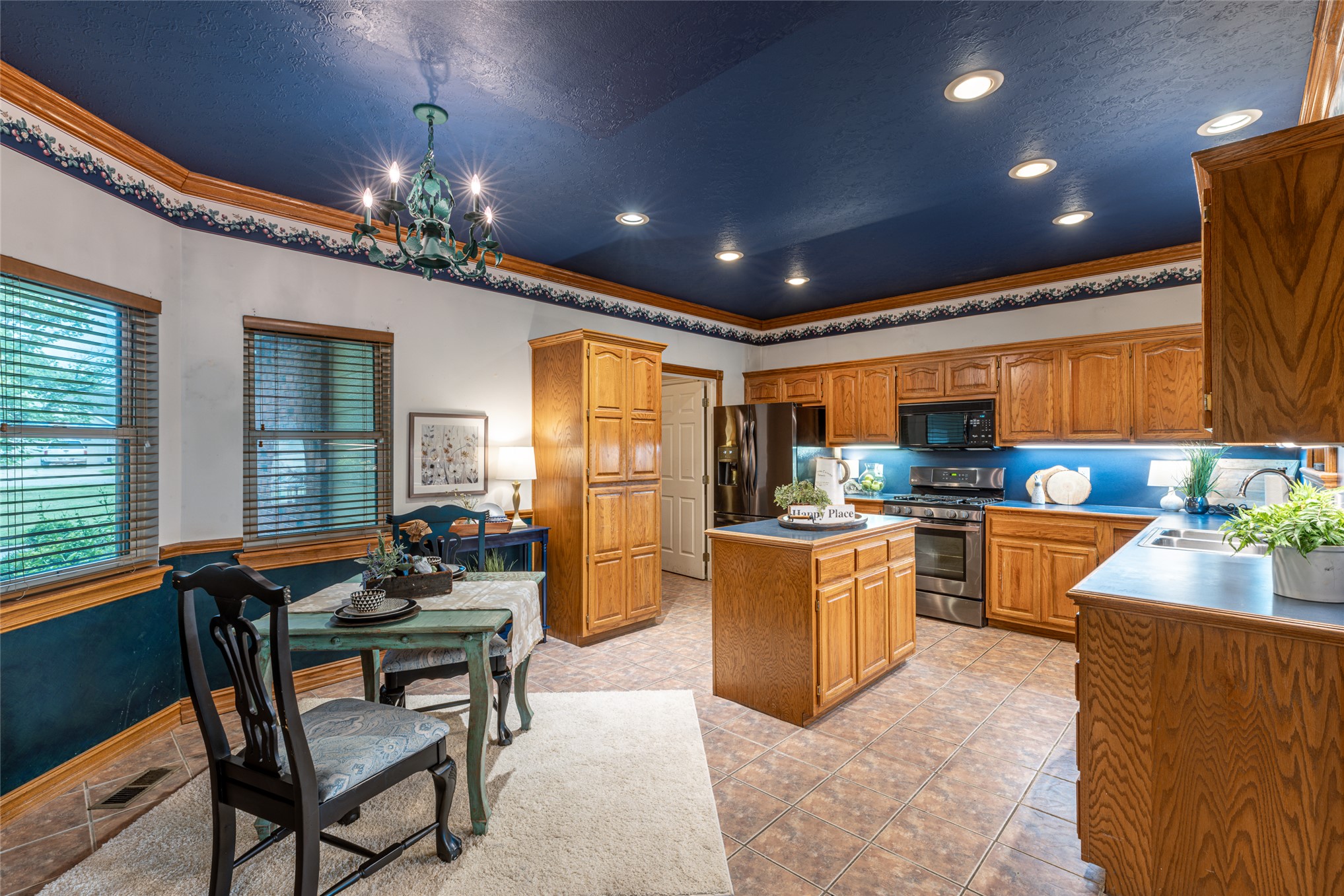 10589 E Canyon Oaks Way Claremore OK 74017