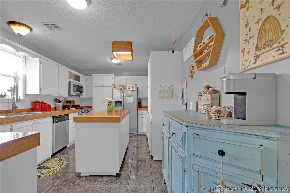 1421 S 257th Eastavenue Catoosa OK 74015