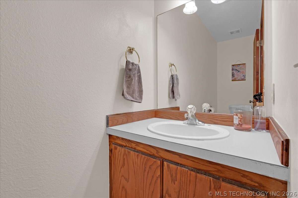1421 S 257th Eastavenue Catoosa OK 74015