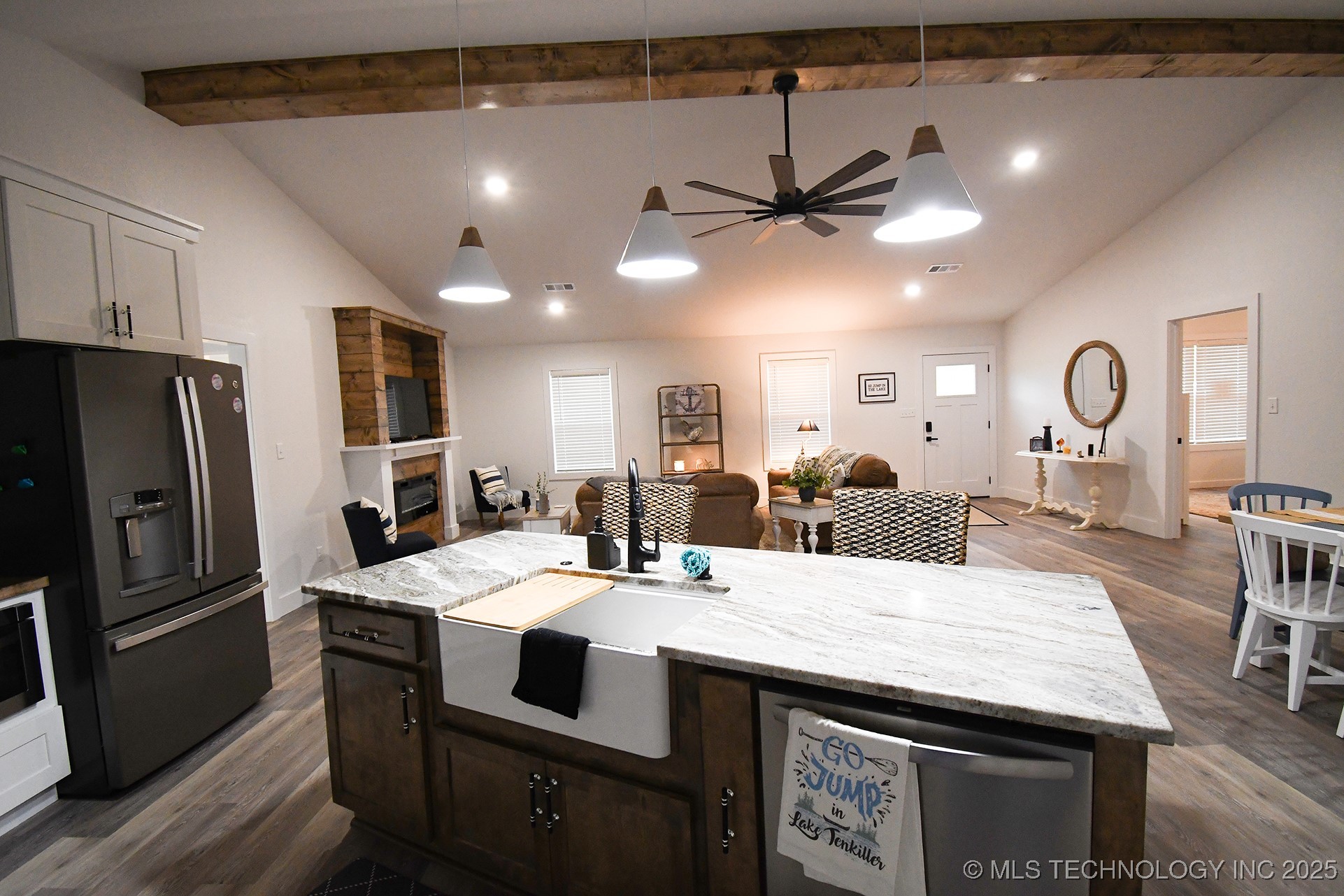 20471 W Chicken Creek Road Cookson OK 74427