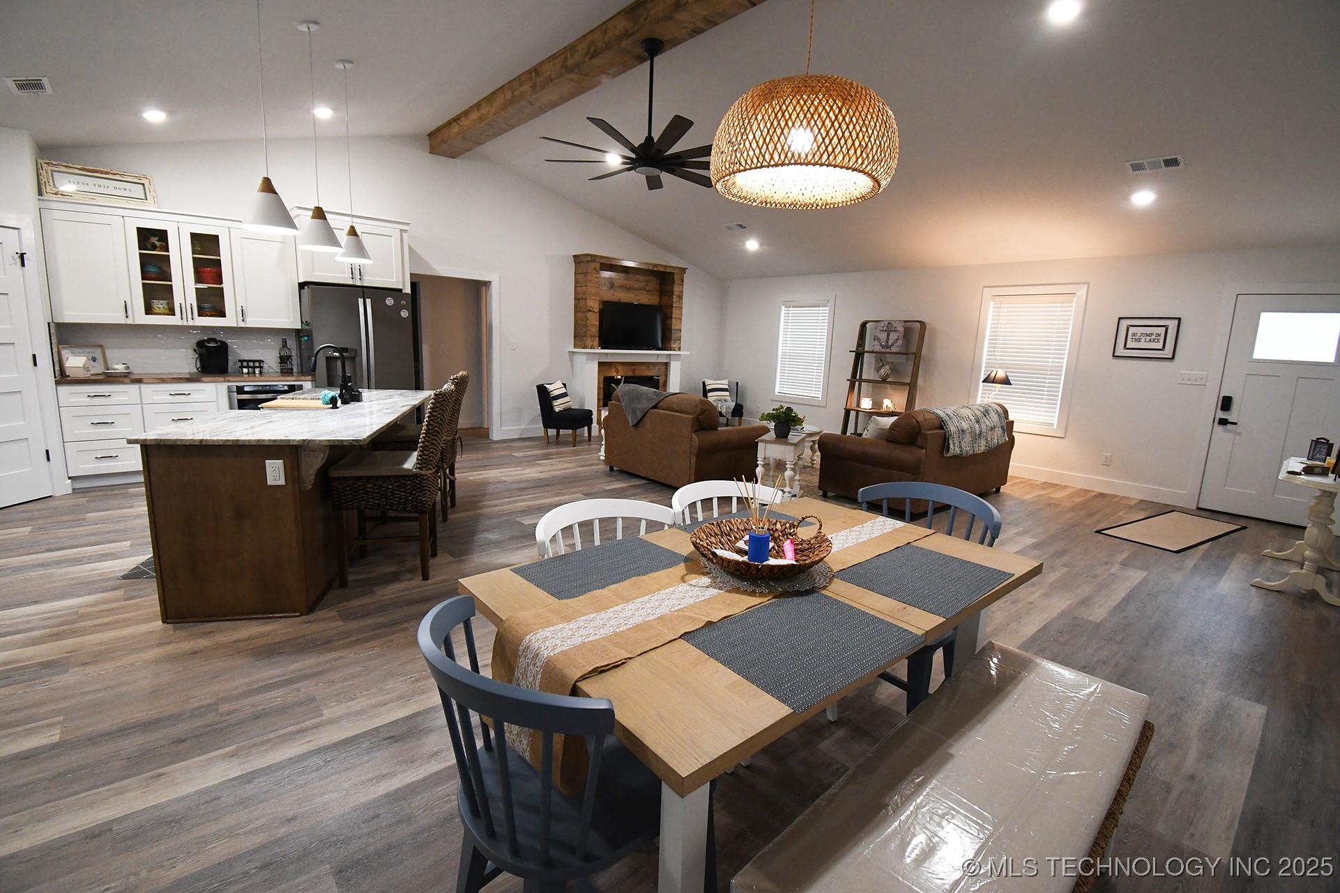 20471 W Chicken Creek Road Cookson OK 74427