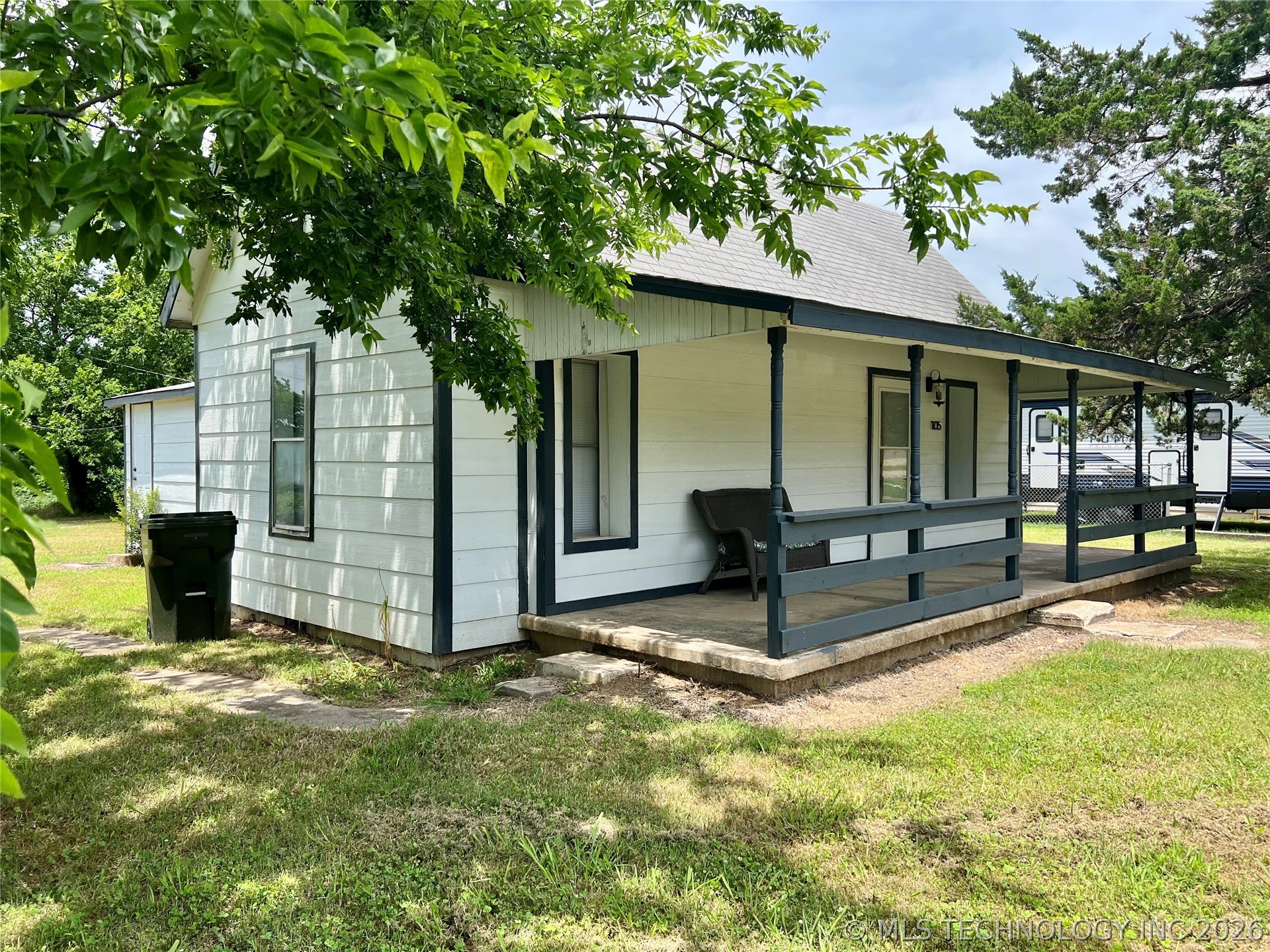 105 S Maytubby Street Kingston OK 73439