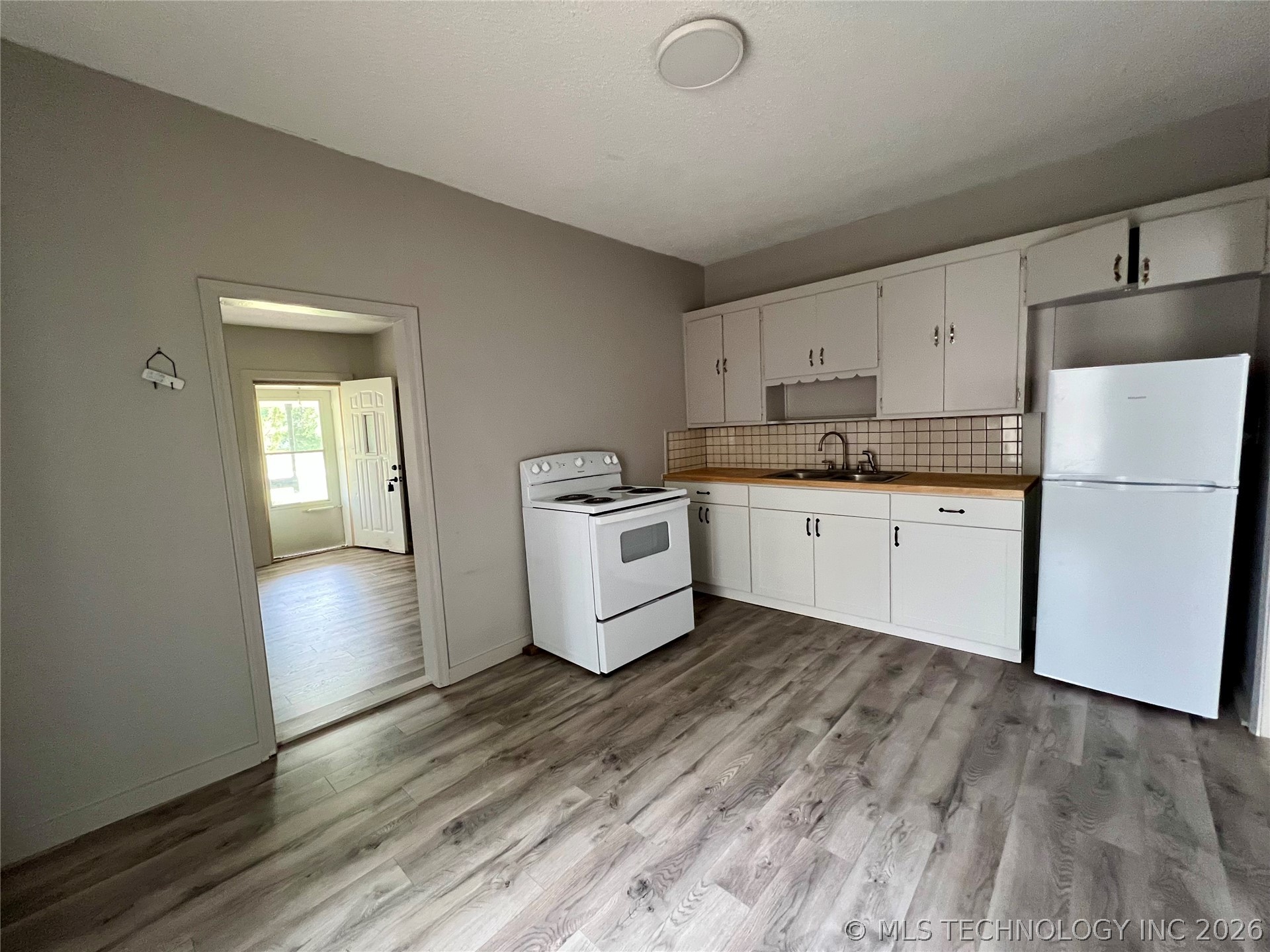 105 S Maytubby Street Kingston OK 73439