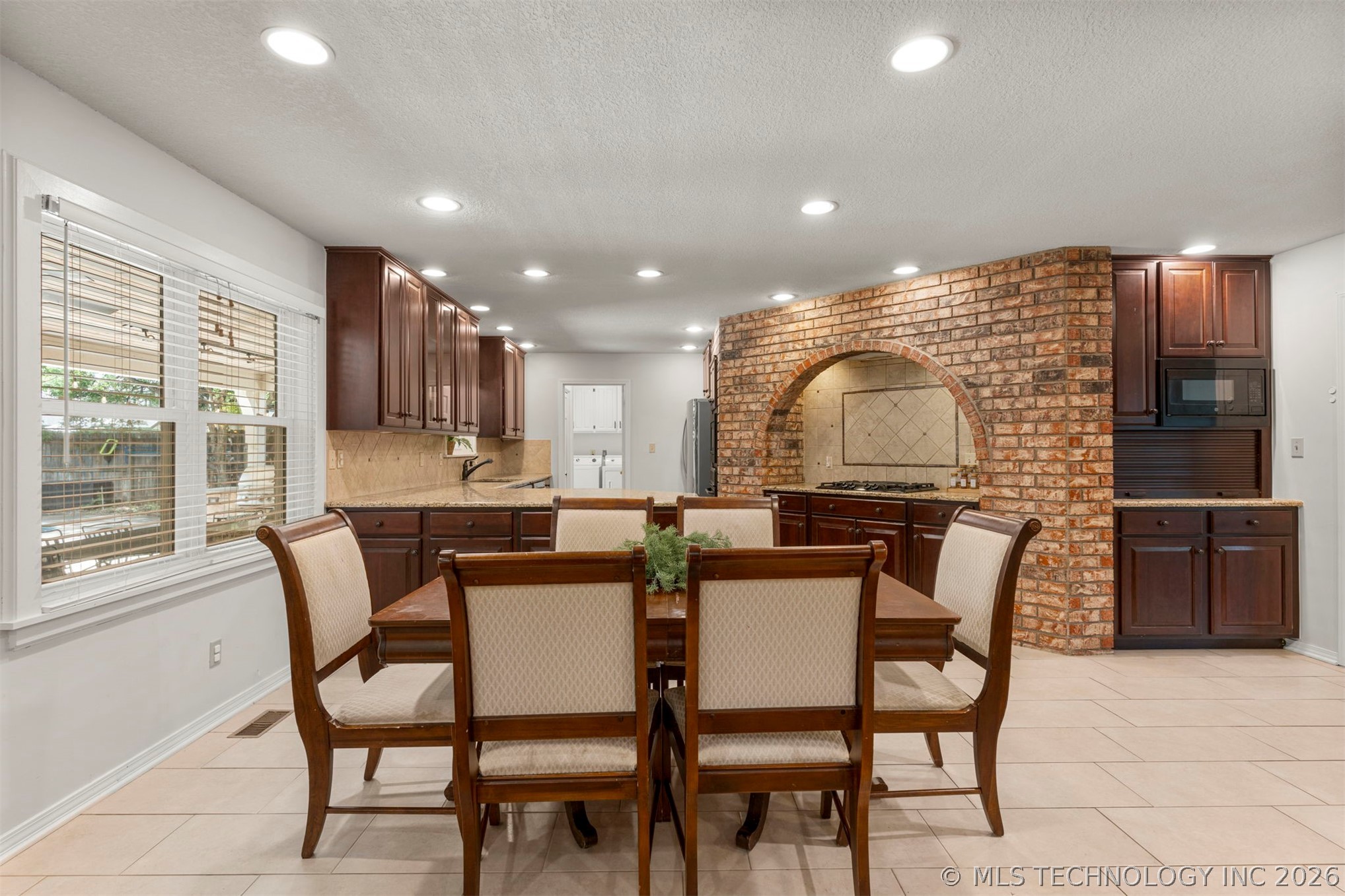 10522 S 66th Eastavenue Tulsa OK 74133