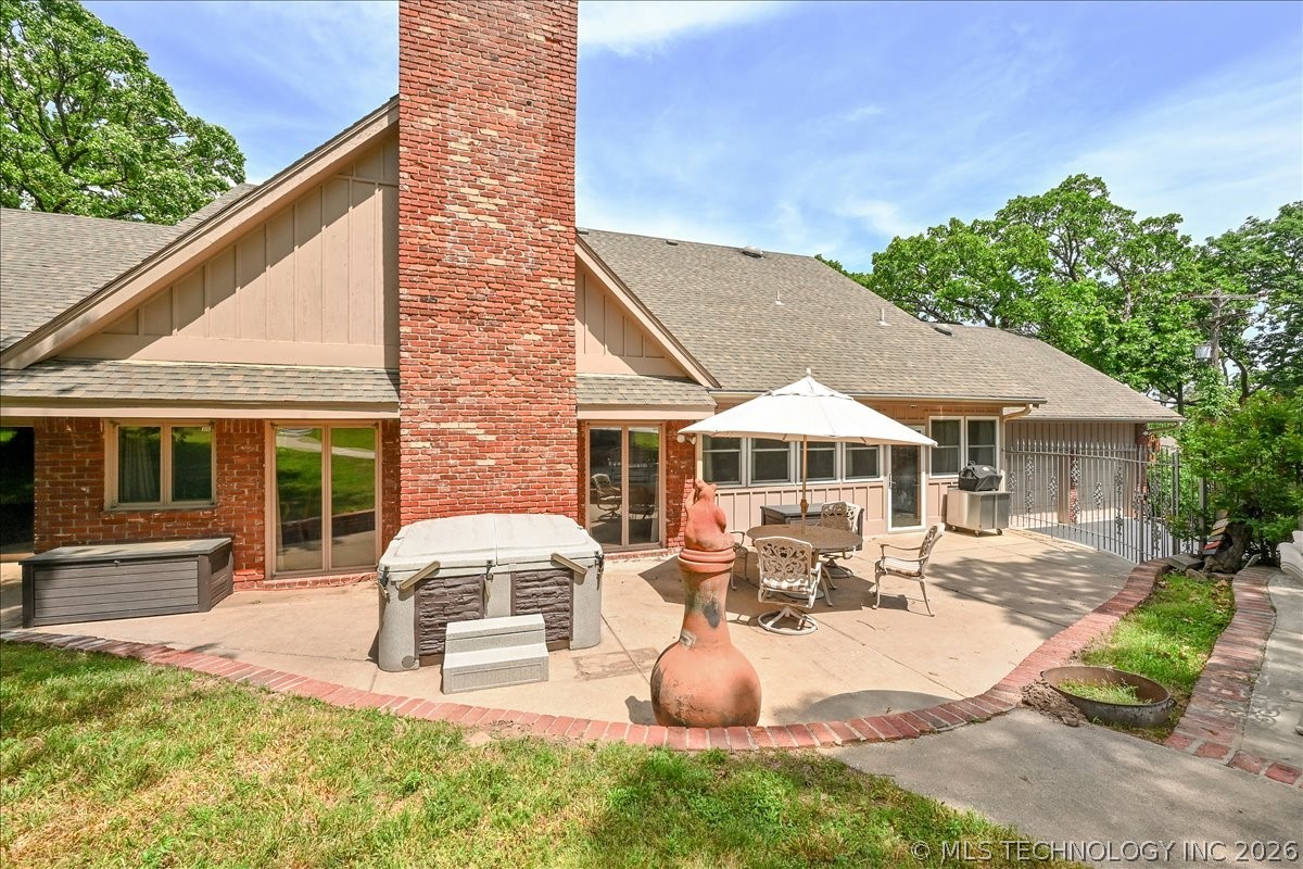 2956 E 69th Street Tulsa OK 74136