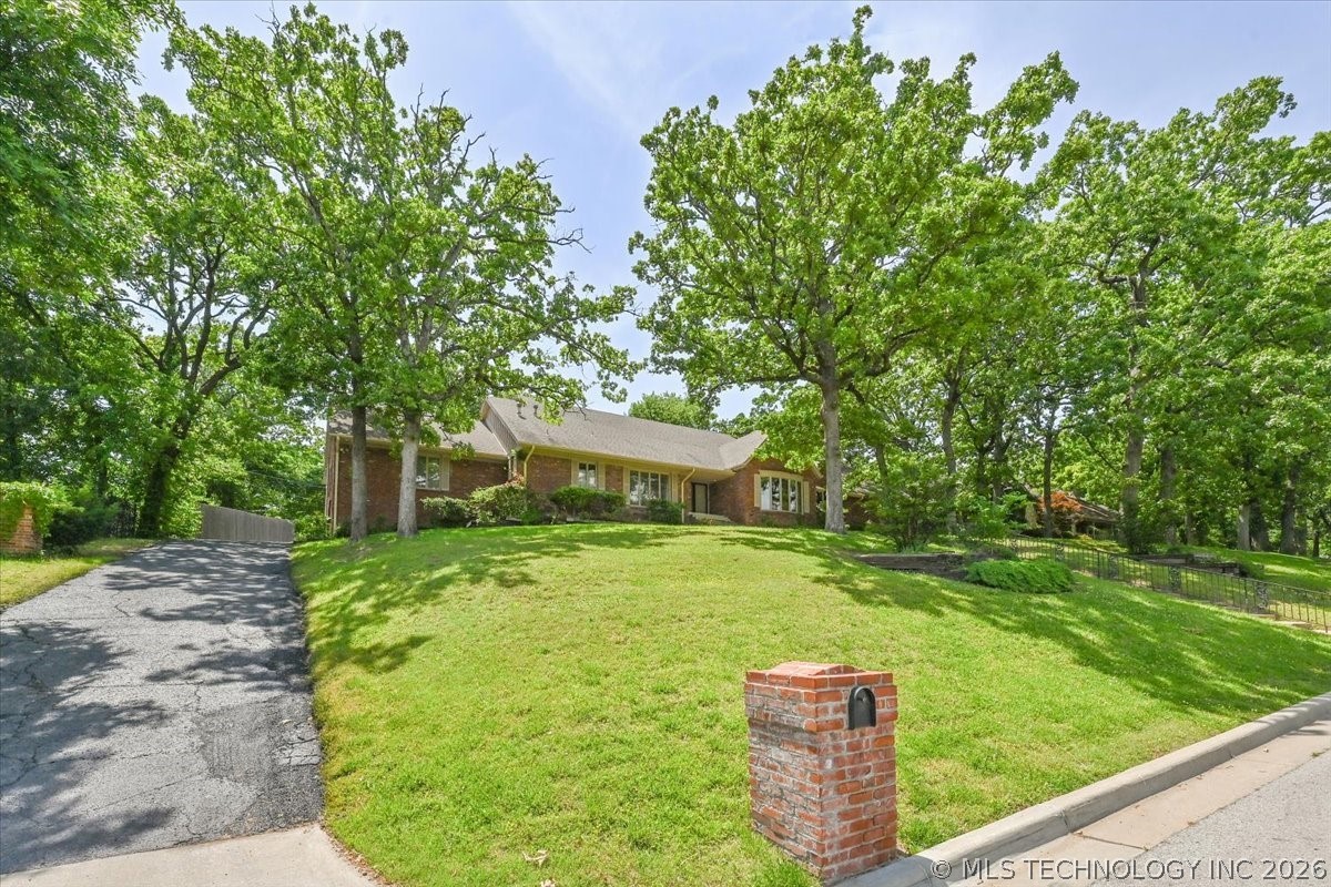 2956 E 69th Street Tulsa OK 74136