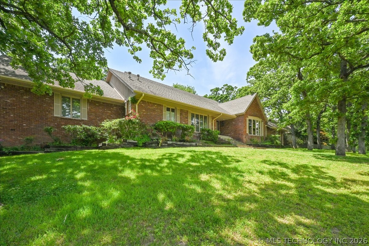2956 E 69th Street Tulsa OK 74136