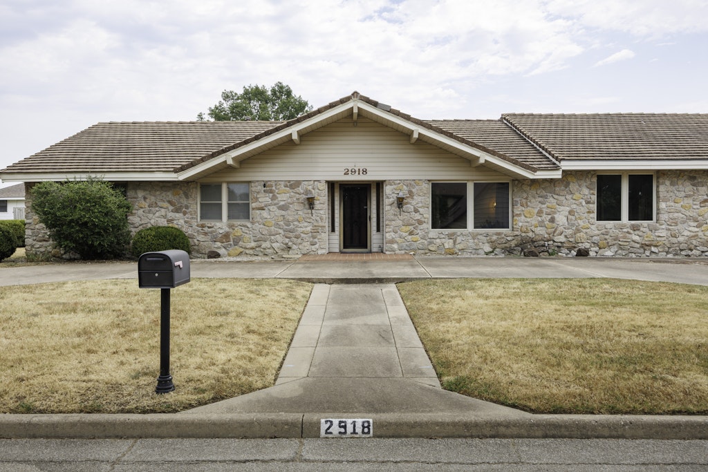 2918 Longridge Lane Bartlesville OK 74006