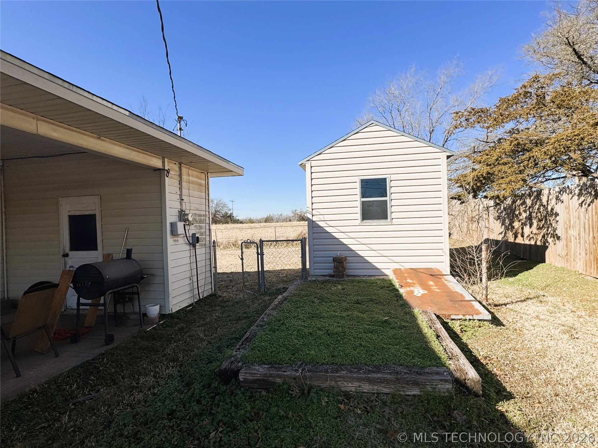 420 N Dawson Street N Meeker OK 74855