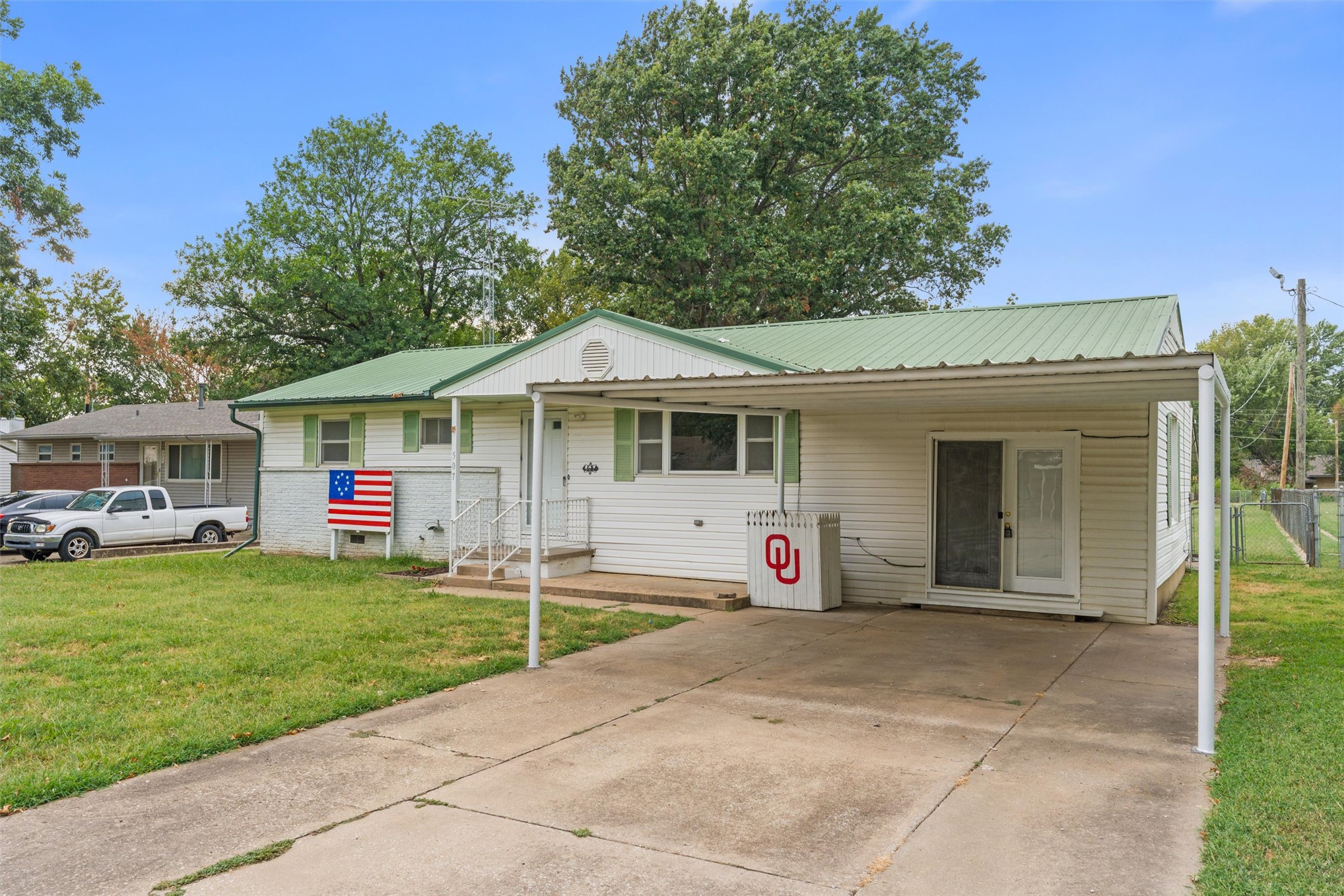 507 S Hamilton Avenue Dewey OK 74029