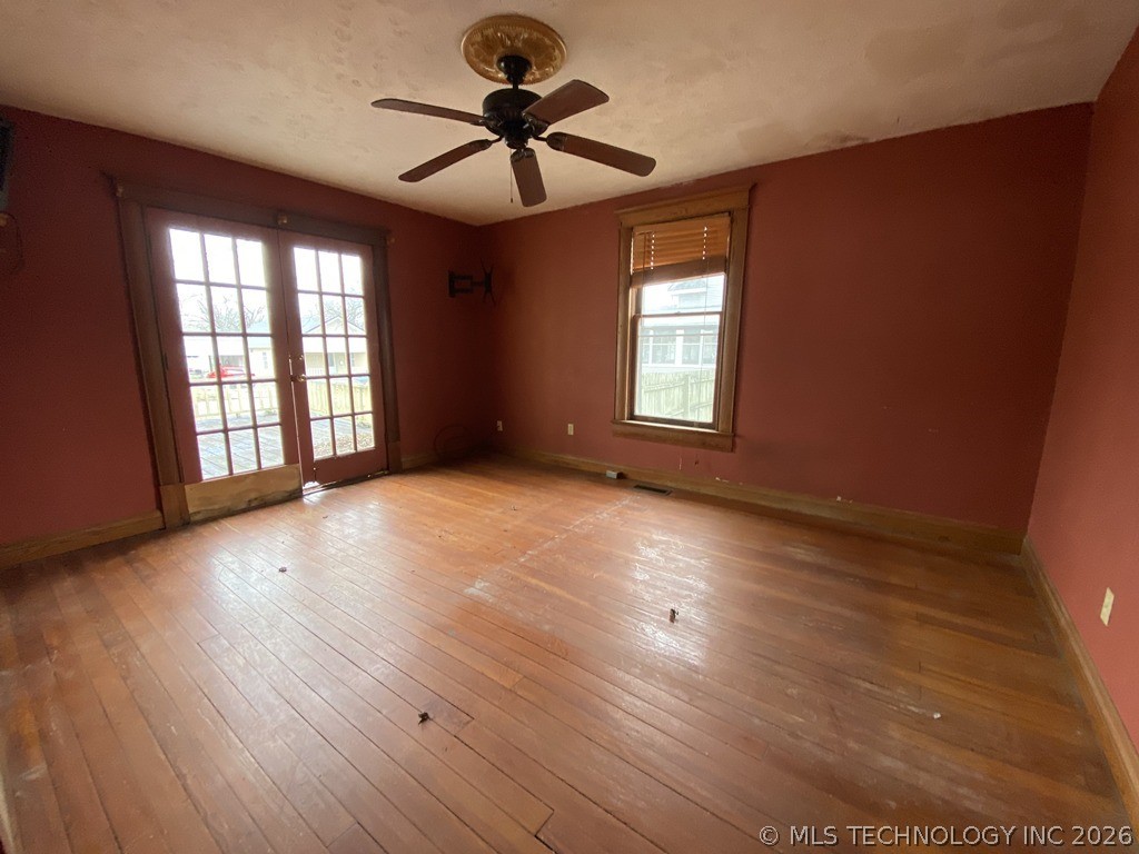 4 E Street SW Miami OK 74354